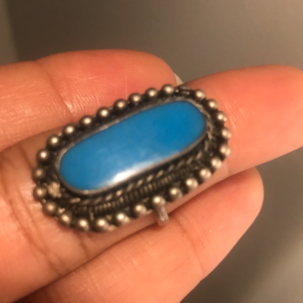Precious stone adjustable ring